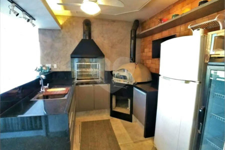 Casa a Venda no Condomínio Campo de Toscana em Vinhedo/SP