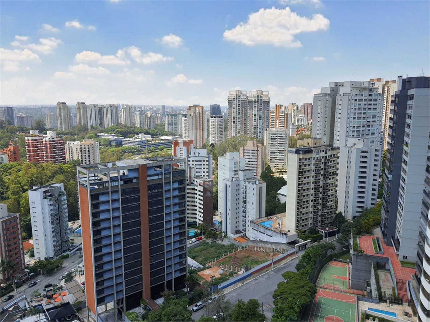 Apartamento à venda com 4 suítes em Vila Andrade, São Paulo, SP