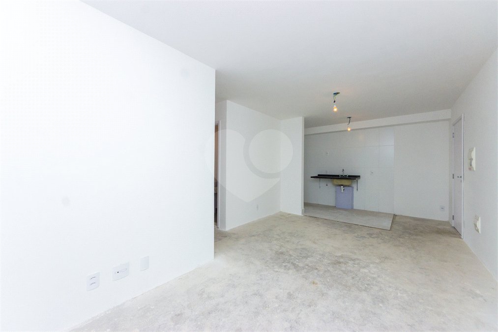 Apartamento à venda com 3 quartos, sendo 1 suíte, em Santo Amaro, São Paulo, SP