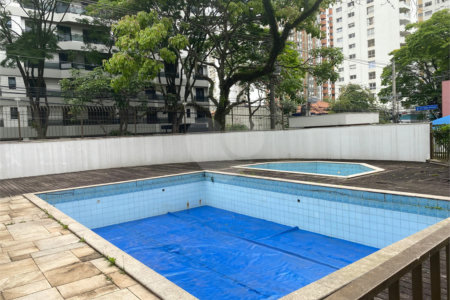 Apartamento à venda com 3 quartos, sendo 2 suítes, em Brooklin Paulista, São Paulo, SP