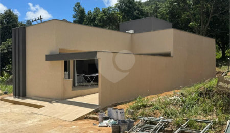 Duplex à venda com 2 quartos, sendo 1 suíte, em Campo Grande, Rio de Janeiro, RJ