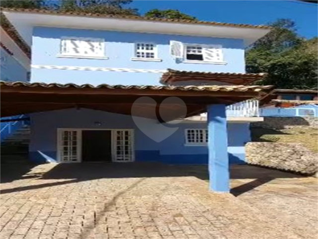Casa à venda com 4 quartos, sendo 2 suítes,  no condomínio Res Jardim Itatinga, São Paulo - SP