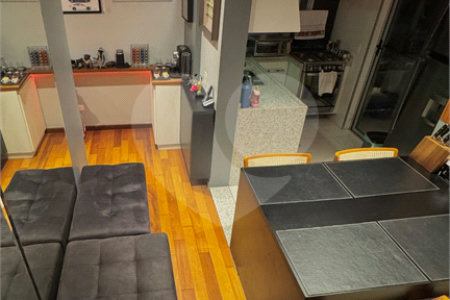 Apartamento à venda com 2 quartos, sendo 1 suíte, em Vila Olímpia, São Paulo, SP