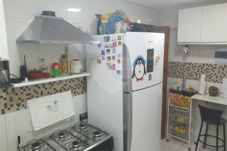 Sobrado à venda com 3 quartos em Demarchi, São Bernardo do Campo, SP