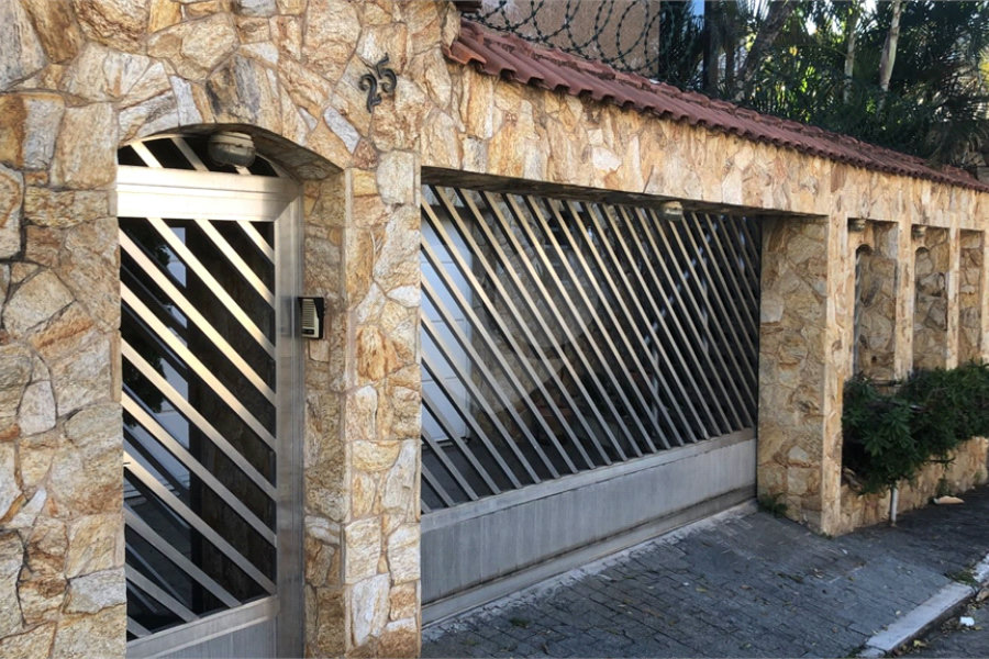 Casa à venda com 4 quartos, sendo 1 suíte, em Vila Guilherme, São Paulo, SP