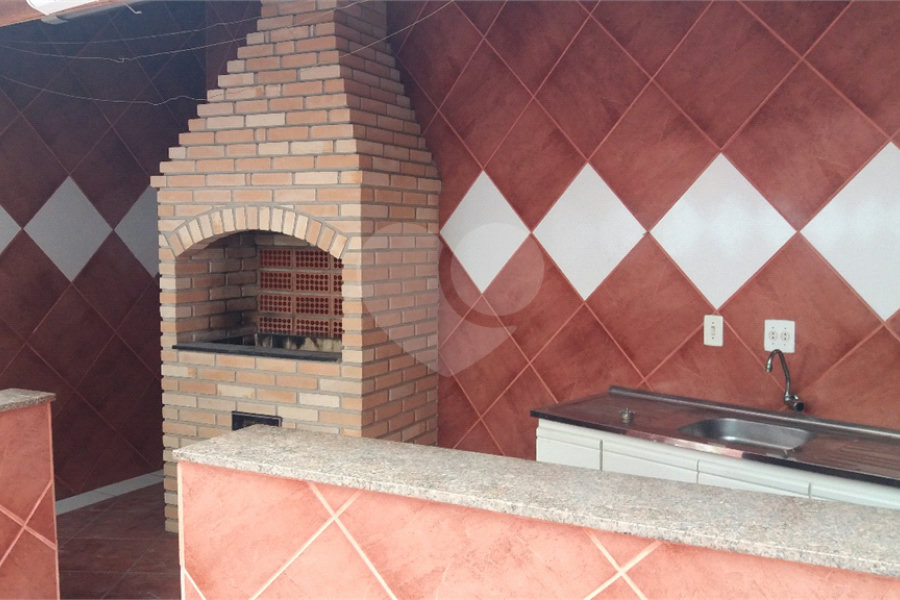 Sobrado à venda com 3 quartos, sendo 1 suíte, em Tremembé, São Paulo, SP