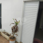 Casa à venda com 3 quartos, sendo 1 suíte,  no condomínio Village St. Louis, São Paulo - SP