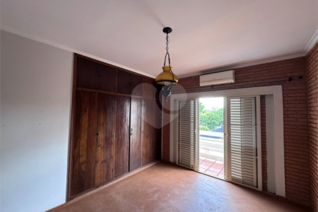 Sobrado à venda com 4 quartos, sendo 3 suítes, em Jardim América, Ribeirão Preto, SP