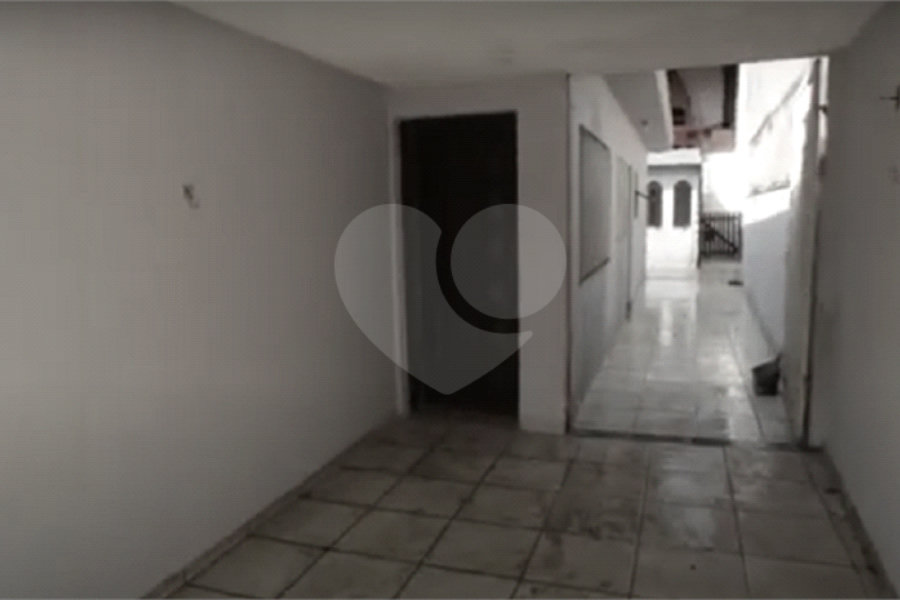 Casa à venda com 3 quartos, sendo 2 suítes,  no condomínio Não, São Paulo - SP
