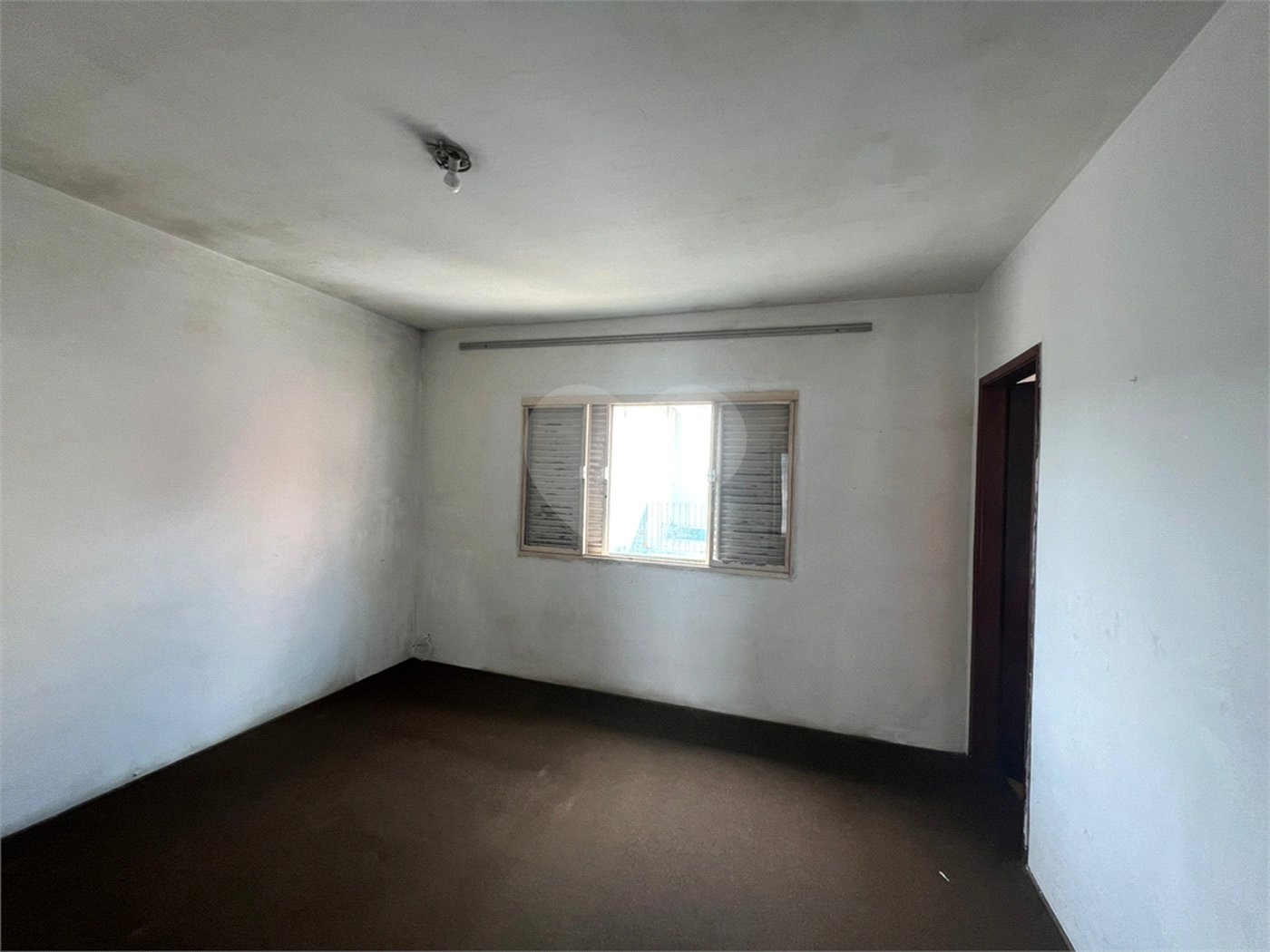 Casa à venda com 3 quartos em Vila Vitória, Mogi das Cruzes, SP