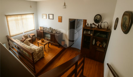 Casa à venda com 6 quartos em Vila Maria, Itapetininga, SP