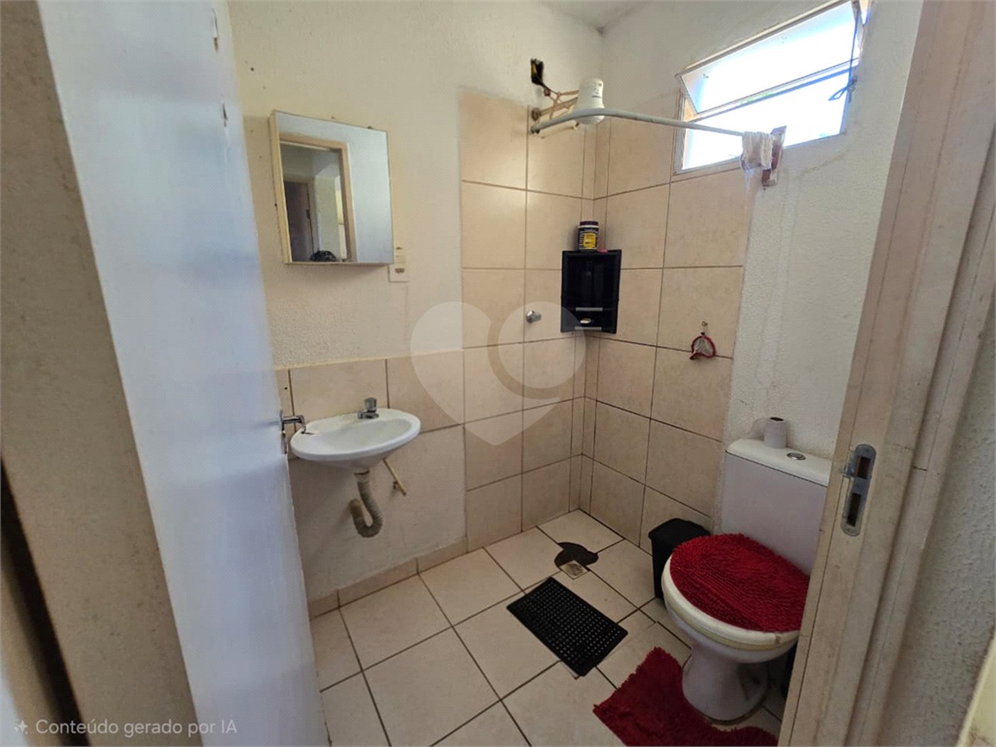 Casa à venda com 2 quartos no condomínio Esmeralda, Itapetininga - SP