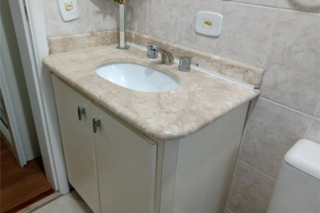 Apartamento à venda com 3 quartos, sendo 1 suíte, em Jardim das Laranjeiras, São Paulo, SP