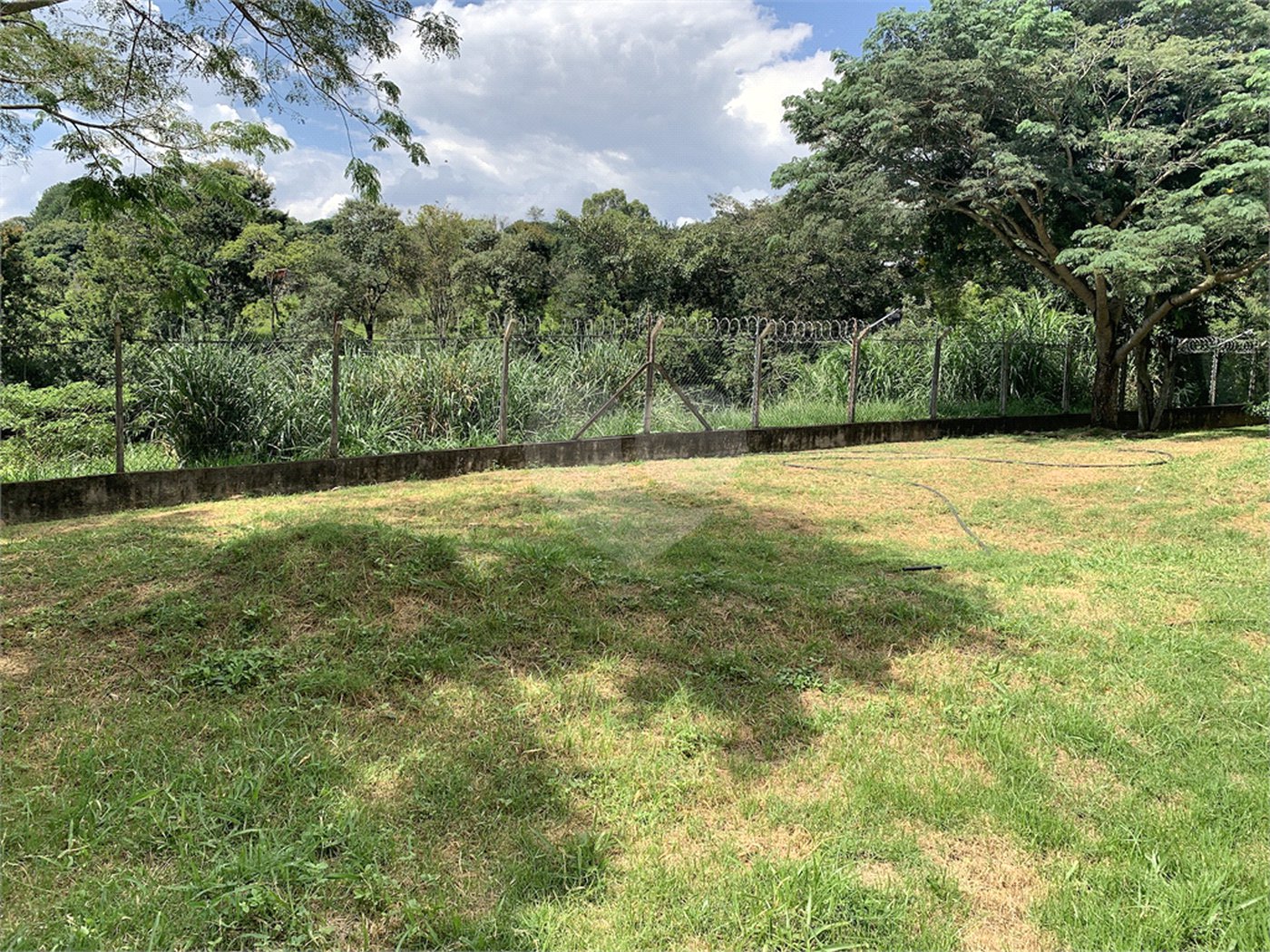 Terreno à venda no condomínio Villagio Di Capri, Votorantim - SP