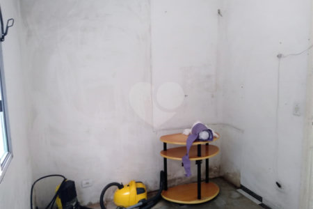 Casa à venda com 5 quartos, sendo 1 suíte,  em Cambuci, São Paulo, SP