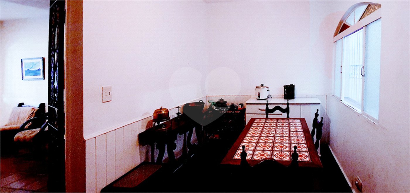 Casa à venda com 3 quartos, sendo 1 suíte,  no condomínio Ministro Jesuíno Cardoso 504, São Paulo - SP