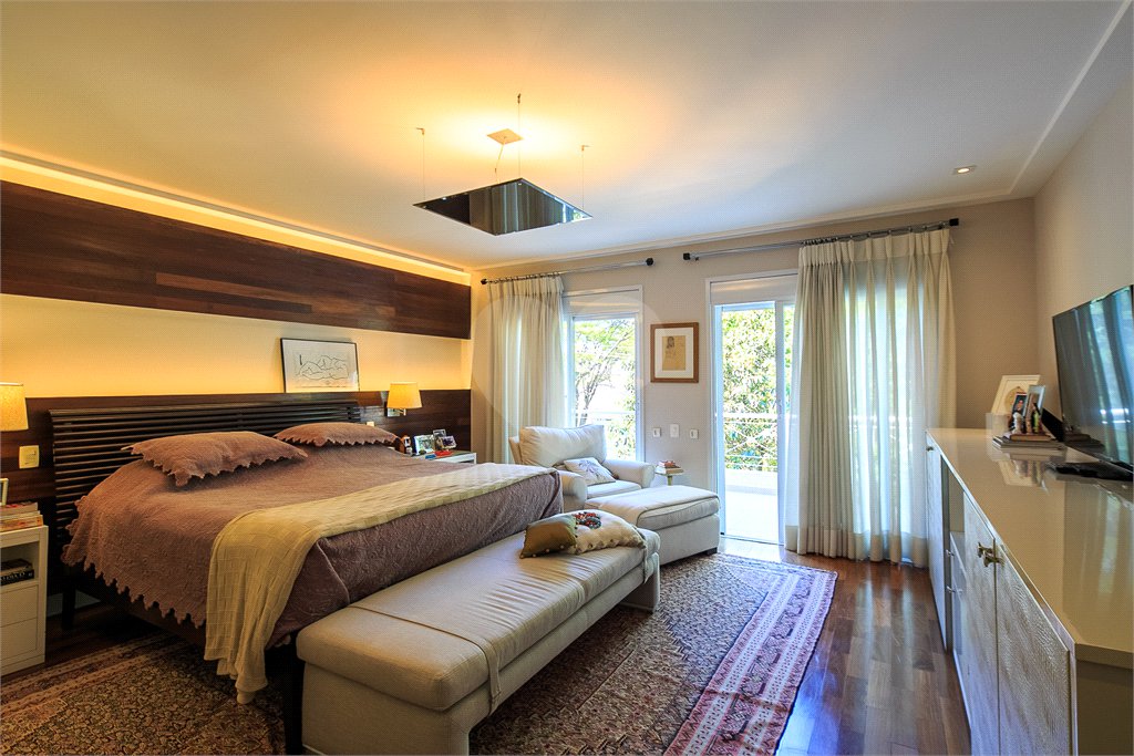 Casa à venda com 4 suítes no condomínio L`exclusive, São Paulo - SP