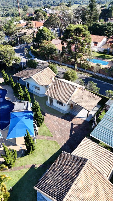 Chácara à venda com 4 quartos, sendo 1 suíte,  em Campos de Atibaia, Atibaia, SP