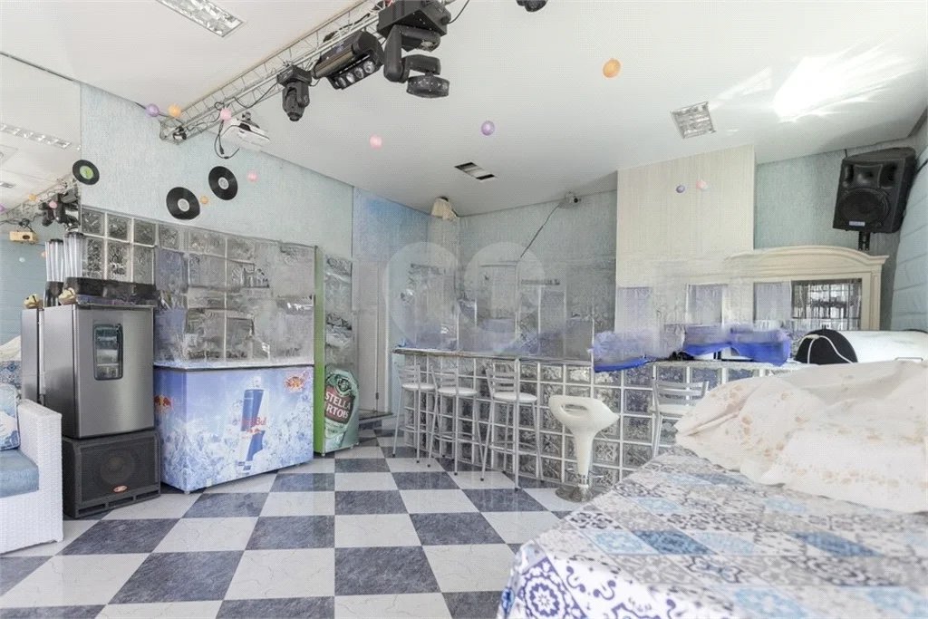 Sobrado à venda com 4 quartos, sendo 3 suítes, em Tucuruvi, São Paulo, SP