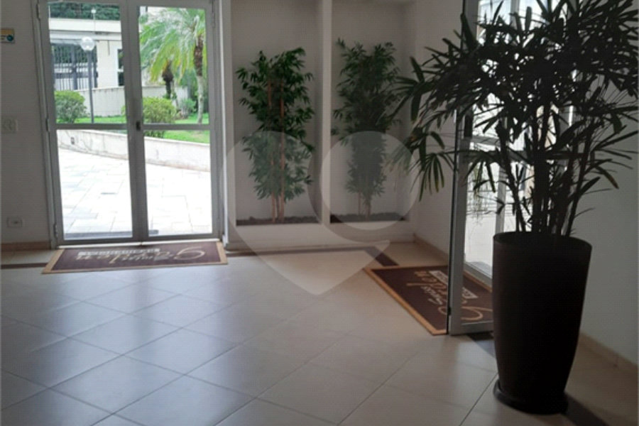 Apartamento à venda com 3 quartos, sendo 2 suítes, em Horto, São Paulo, SP