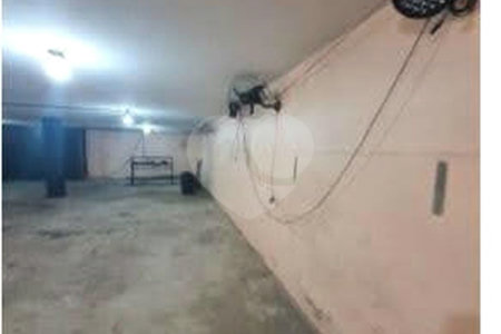 Sobrado à venda com 4 quartos, sendo 3 suítes,  em Jardim Petrópolis, São Paulo, SP