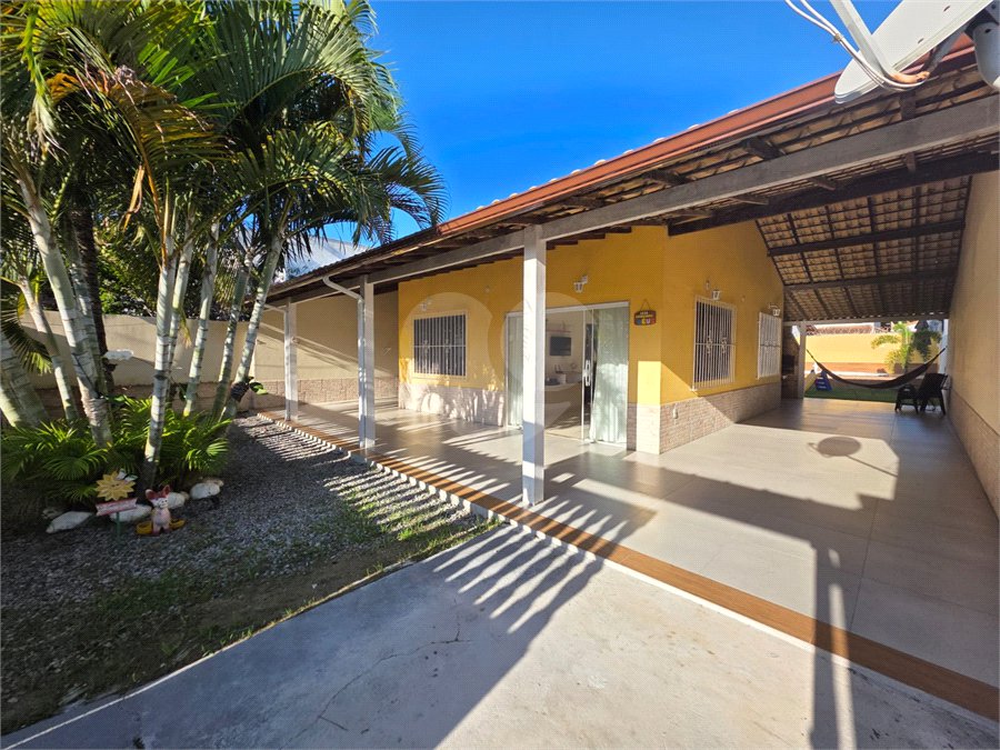 Casa à venda com 2 quartos em Caminho de Búzios, Cabo Frio, RJ