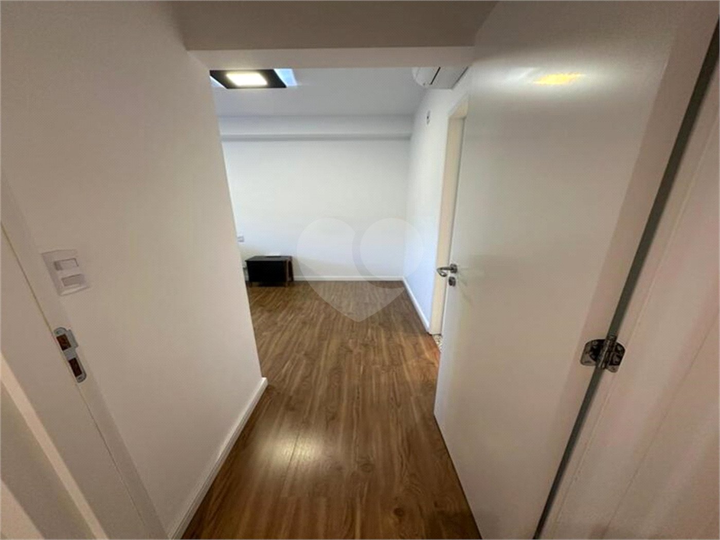 Cobertura à venda com 2 quartos, sendo 1 suíte, em Bairro do Cambará, São Roque, SP