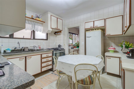 Apartamento à venda com 3 quartos, sendo 1 suíte, em Vila Mascote, São Paulo, SP