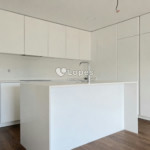 Apartamento T3 à venda em Águas Santas, Maia, Portugal – Varanda e garagem
