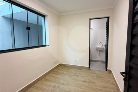 Casa à venda com 5 quartos, sendo 4 suítes, em Vila Rosália, Guarulhos, SP