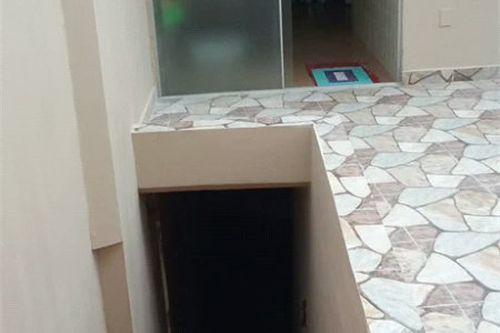 Sobrado à venda com 4 quartos, sendo 1 suíte, em Vila Gomes, São Paulo, SP