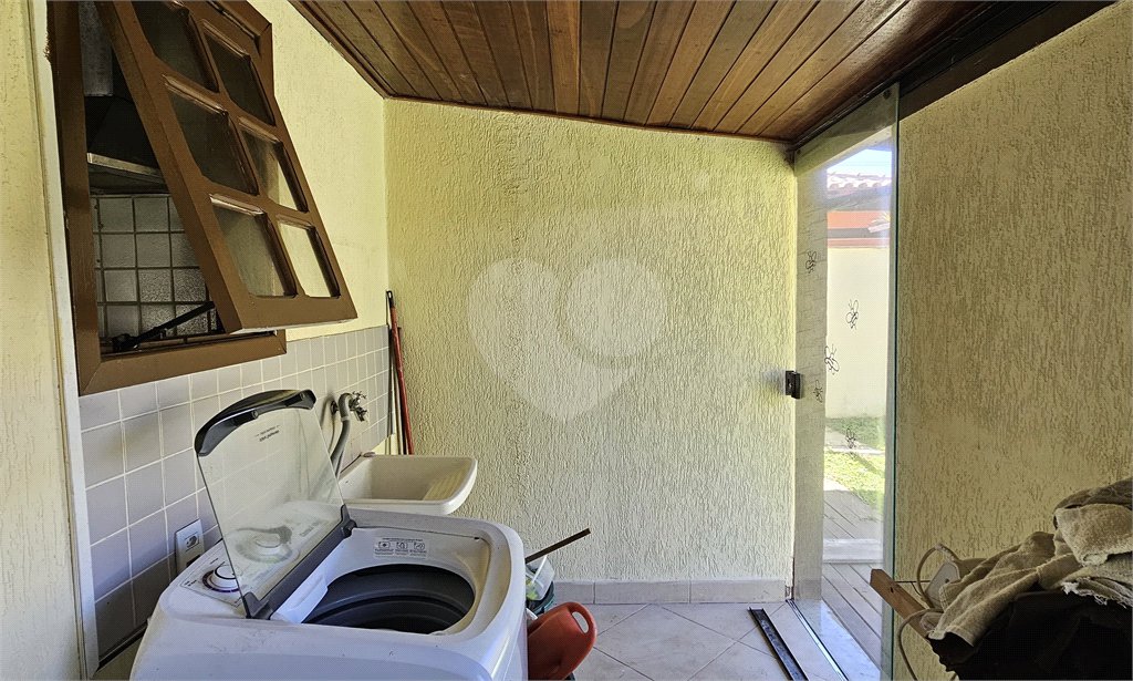 Casa à venda com 7 quartos, sendo 4 suítes,  em Praia Rasa, Armação dos Búzios, RJ