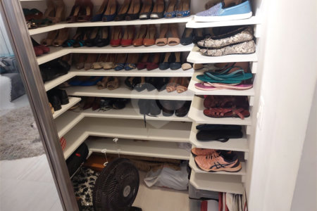 Apartamento à venda com 2 quartos, sendo 1 suíte,  em Vila Suzana, São Paulo, SP
