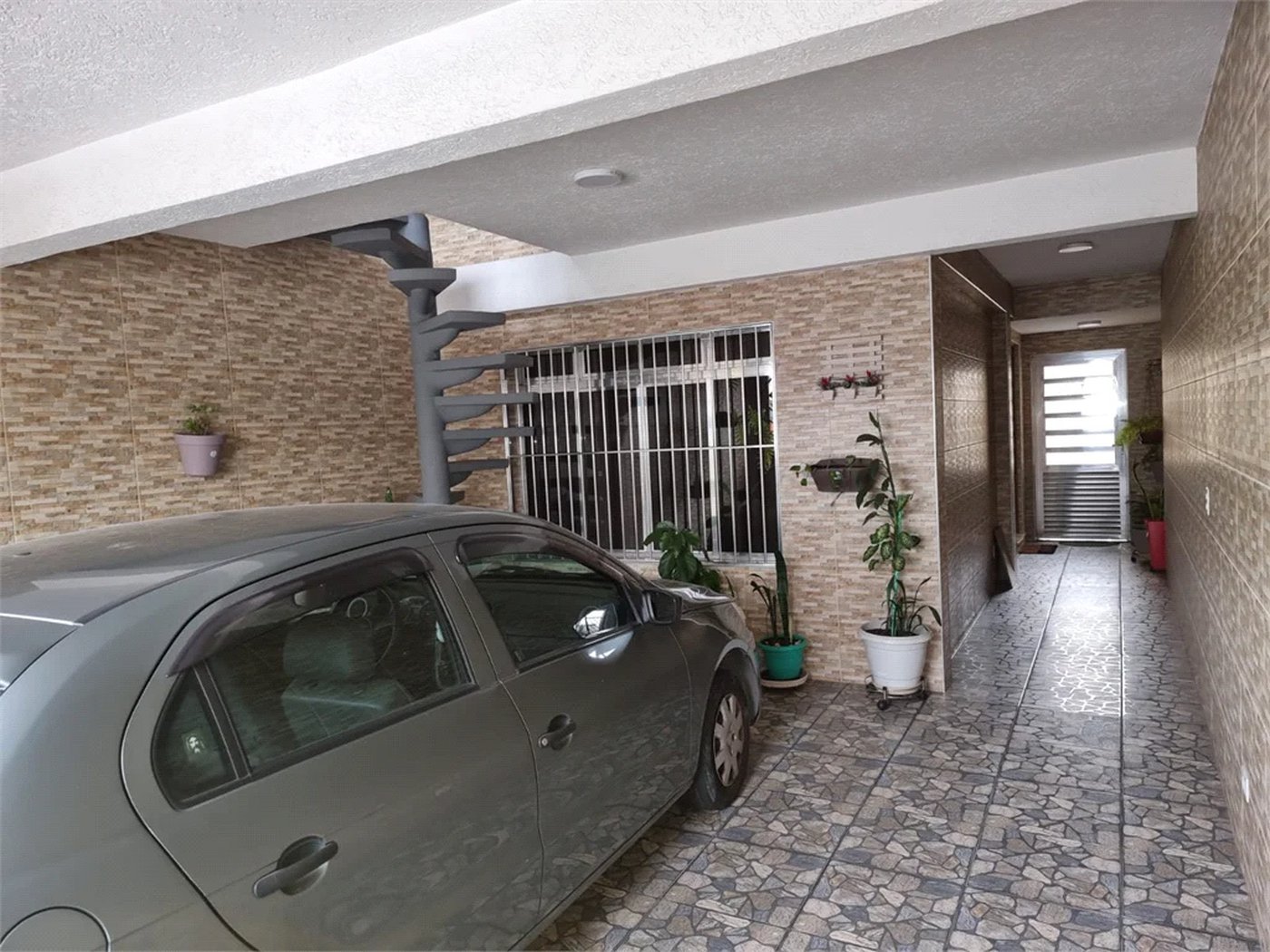 Sobrado à venda com 3 quartos, sendo 1 suíte,  em Jardim Campo Limpo, São Paulo, SP