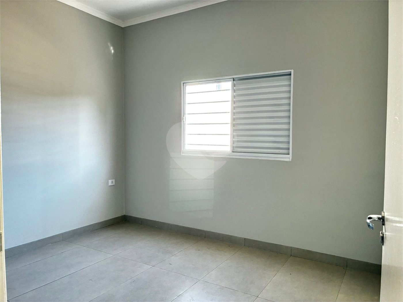 Casa à venda com 2 quartos em Ipê, Três Lagoas, MS