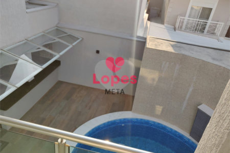 Casa à venda com 3 suítes no condomínio Jaridim Coleginho, Jacareí - SP