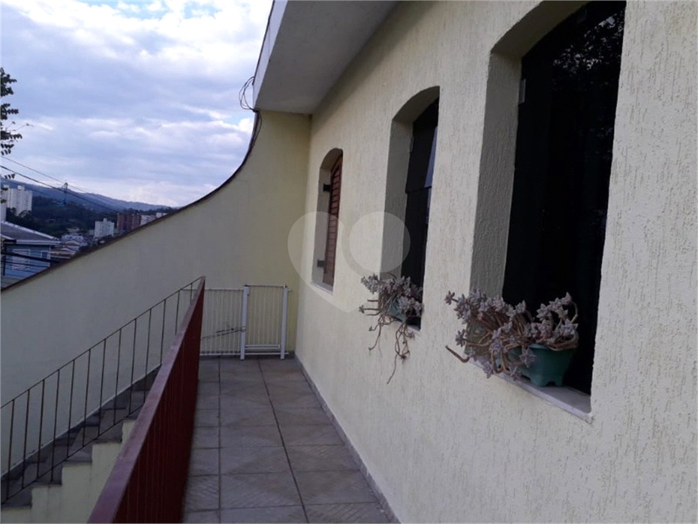 Casa à venda com 4 quartos, sendo 1 suíte,  em Água Fria, São Paulo, SP