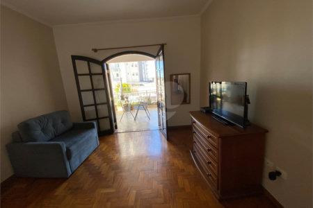 Sobrado à venda com 4 quartos, sendo 2 suítes, em Vila Maria Alta, São Paulo, SP