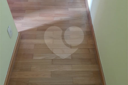 Apartamento à venda com 3 quartos, sendo 1 suíte, em Santo Amaro, São Paulo, SP