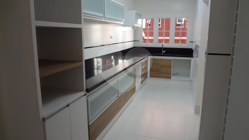 Duplex à venda com 6 suítes no Centro, Campos do Jordão, SP