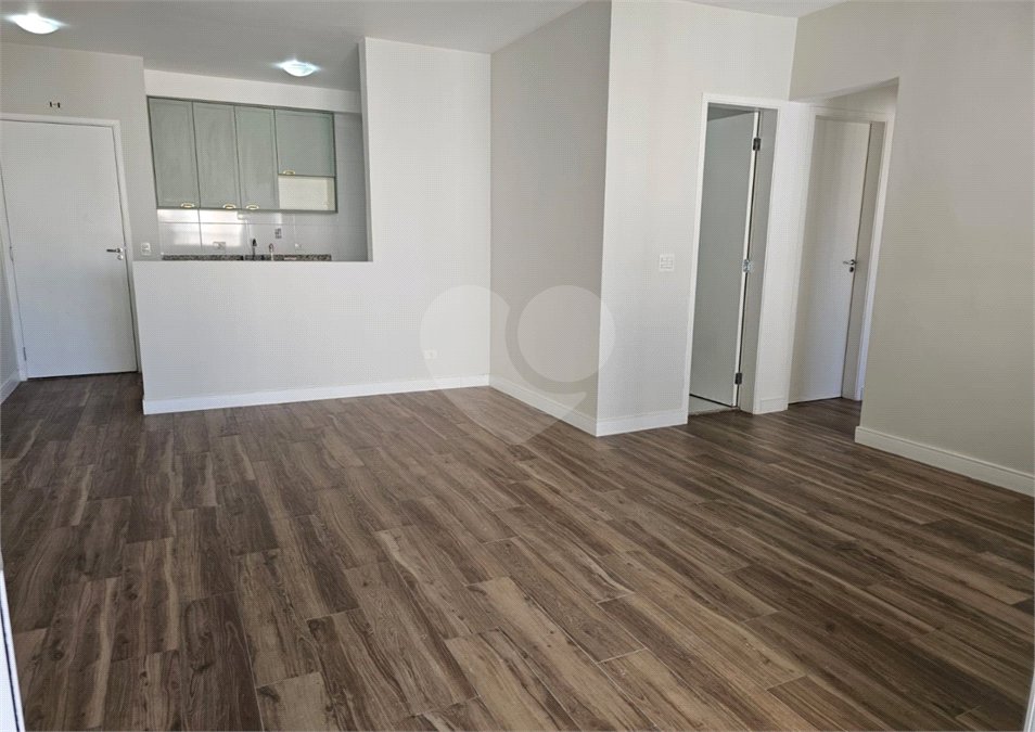 Apartamento para alugar com 2 quartos, sendo 1 suíte,  em Vila Andrade, São Paulo, SP