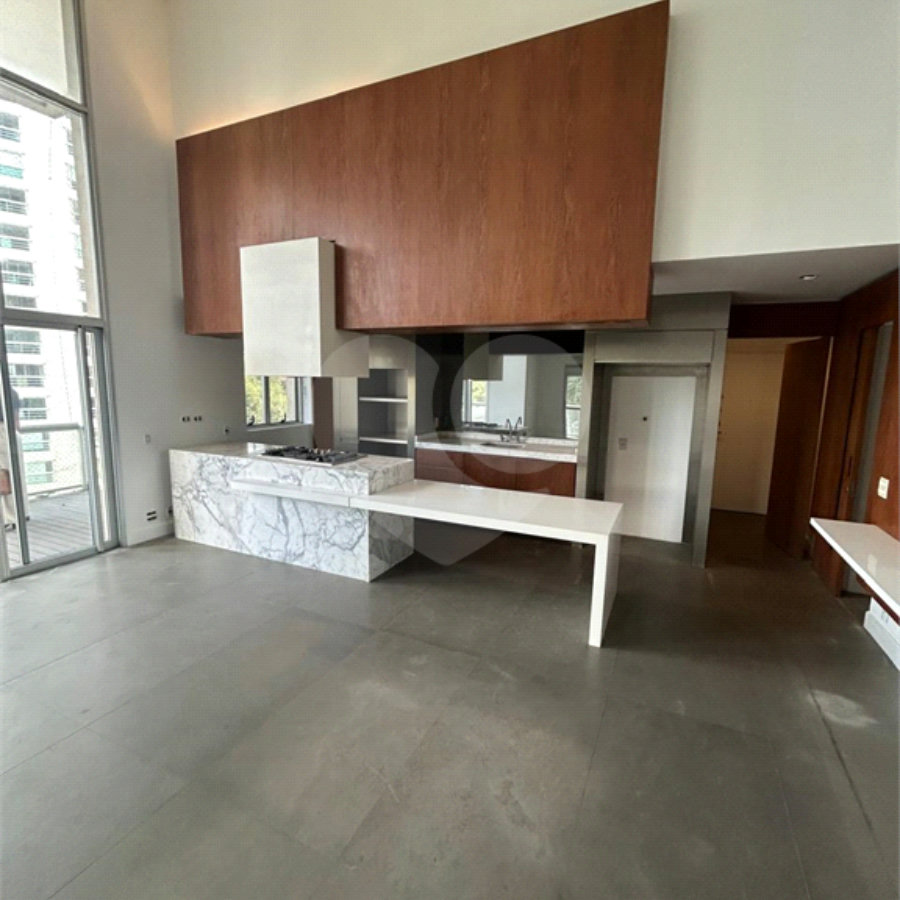 Apartamento à venda com 2 suítes em Parque do Morumbi, São Paulo, SP
