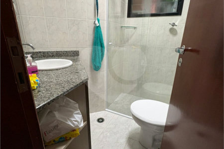Apartamento à venda com 3 quartos, sendo 1 suíte, em Nova Petrópolis, São Bernardo do Campo, SP