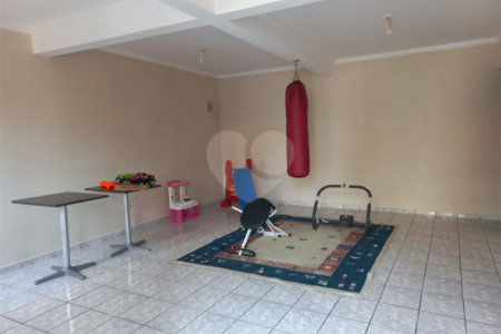 Casa à venda com 3 suítes em Parque Monte Alegre, Taboão da Serra, SP
