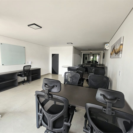 Apartamento à venda com 3 quartos, sendo 1 suíte,  em Vila Lucy, Sorocaba, SP
