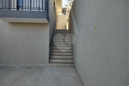 Casa à venda com 2 suítes em Jardim Santo Antônio, Atibaia, SP