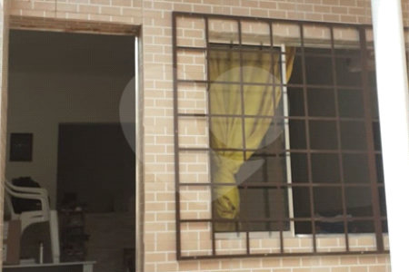 Sobrado à venda com 11 quartos em Vila Firmiano Pinto, São Paulo, SP