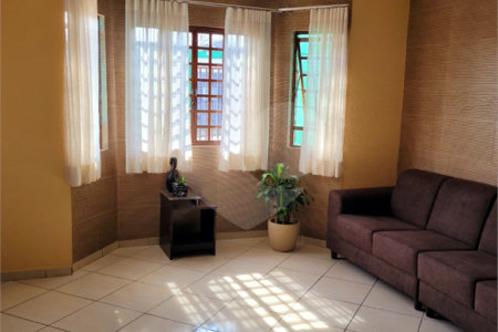 Casa à venda com 4 suítes em Jardim Bandeiras, Jundiaí, SP