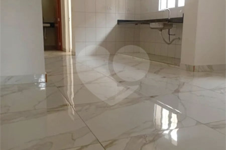 Sobrado à venda com 3 quartos, sendo 2 suítes,  em Vila Homero Thon, Santo André, SP