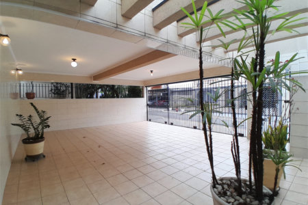Casa Térrea à venda com 4 quartos, sendo 1 suíte, em Parque Continental, São Paulo, SP